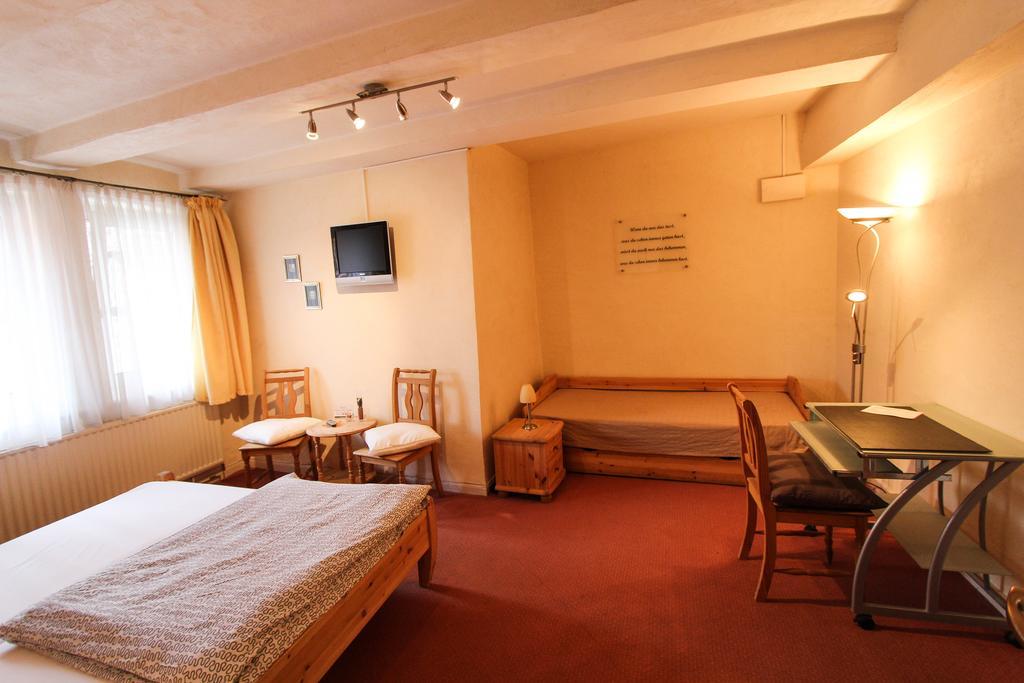 Hotel Deutsches Haus نورتهايم المظهر الخارجي الصورة
